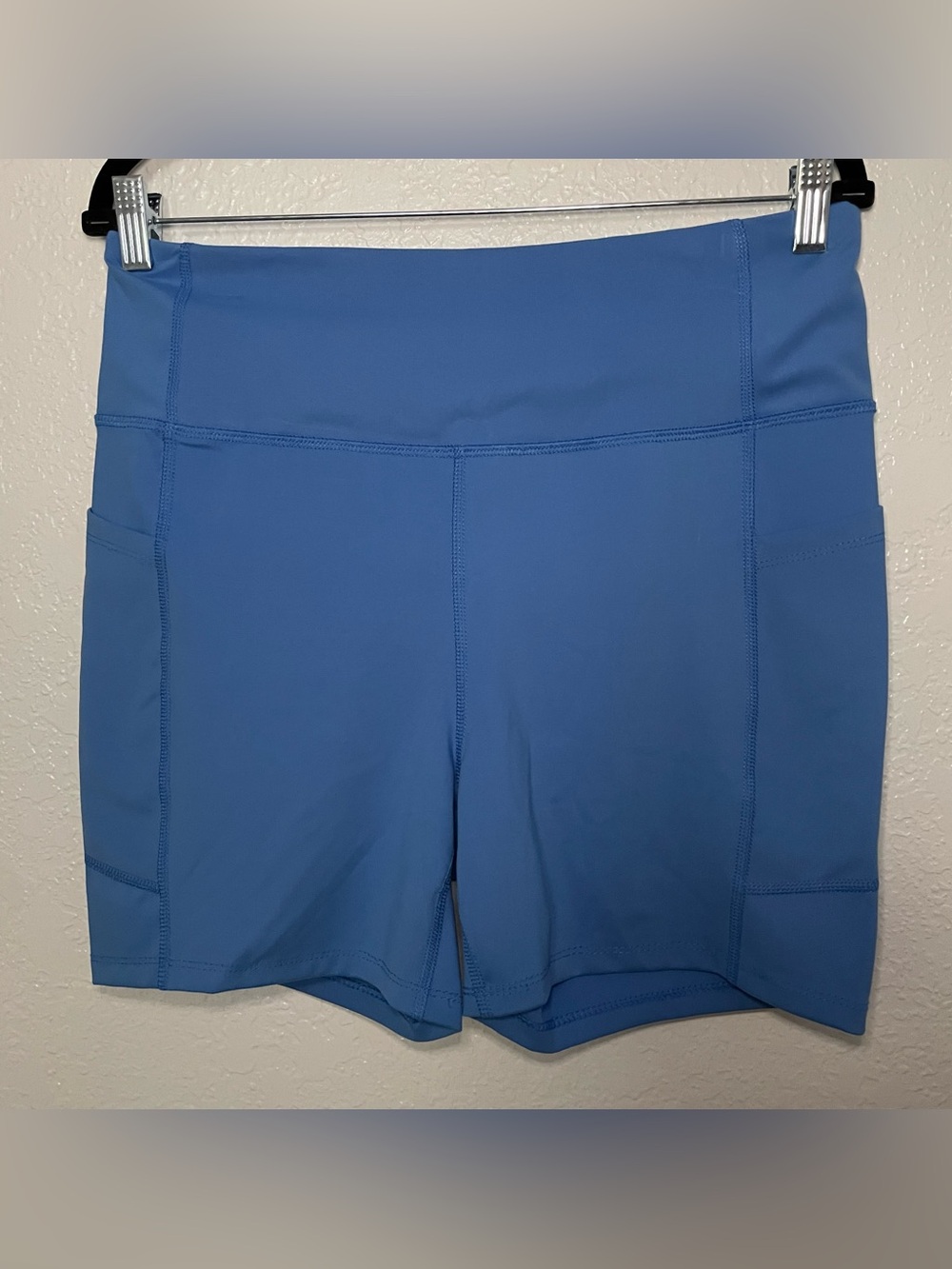 Jessica Simpson XL High-Rise Blue Women’s Active Shorts with Side Pockets